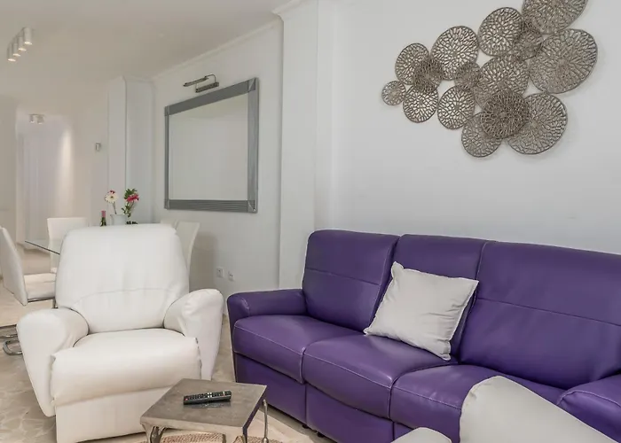 Daire Gigantes De 3 *